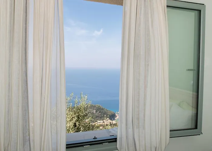 Emerald Agios Nikitas Feriehus Drymon