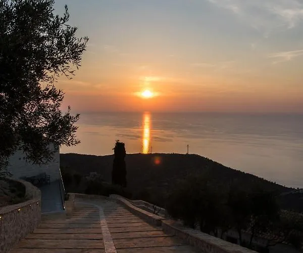 Emerald Agios Nikitas Feriehus *